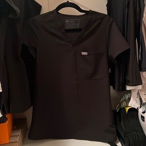FIGS black XS Catalina scrub top